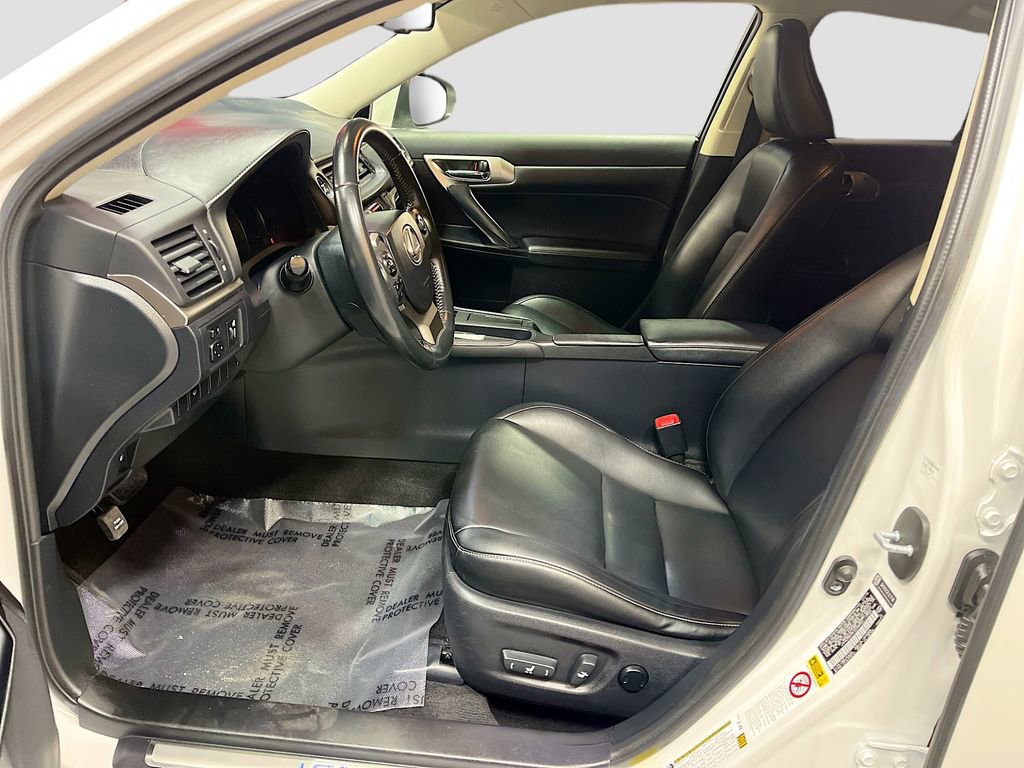 Used 2015 Lexus CT 200h image 19