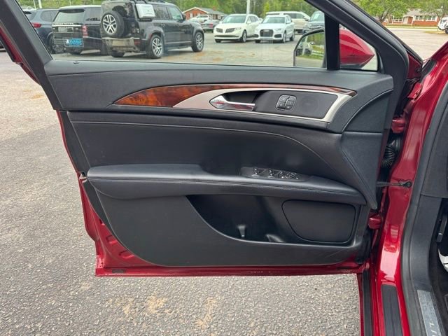 Used 2017 Lincoln MKZ Reserve image 17