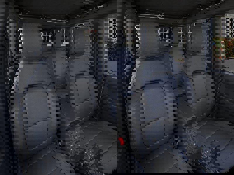 New 2025 Ford Bronco Outer Banks w/ Sasquatch Package image 35