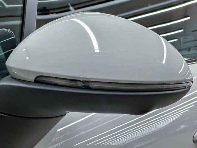 Certified 2025 Porsche Cayenne Coupe image 42