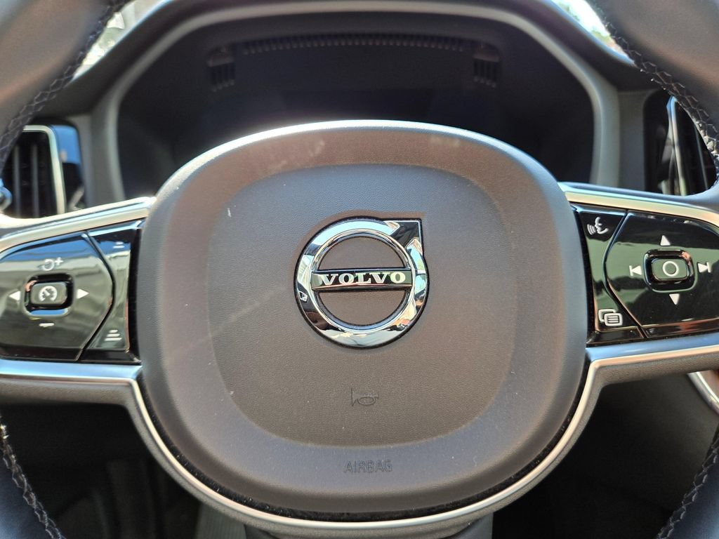 Certified 2023 Volvo XC60 B5 Plus w/ Climate Package AWD/4WD image 24