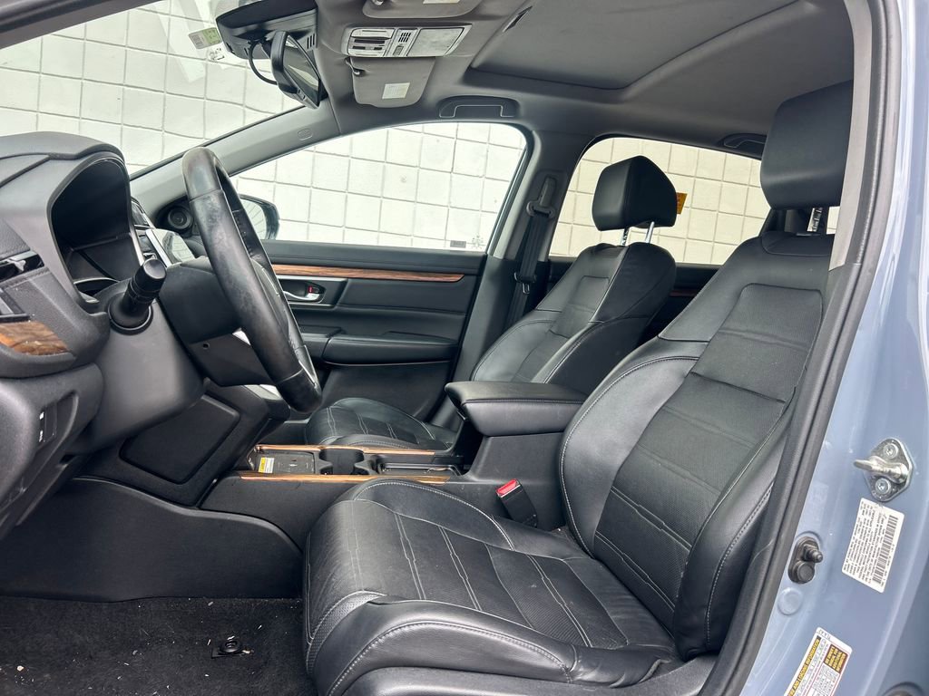 Used 2020 Honda CR-V Touring image 3