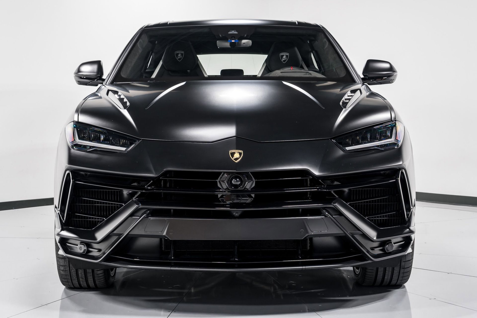 Used 2024 Lamborghini Urus S image 8