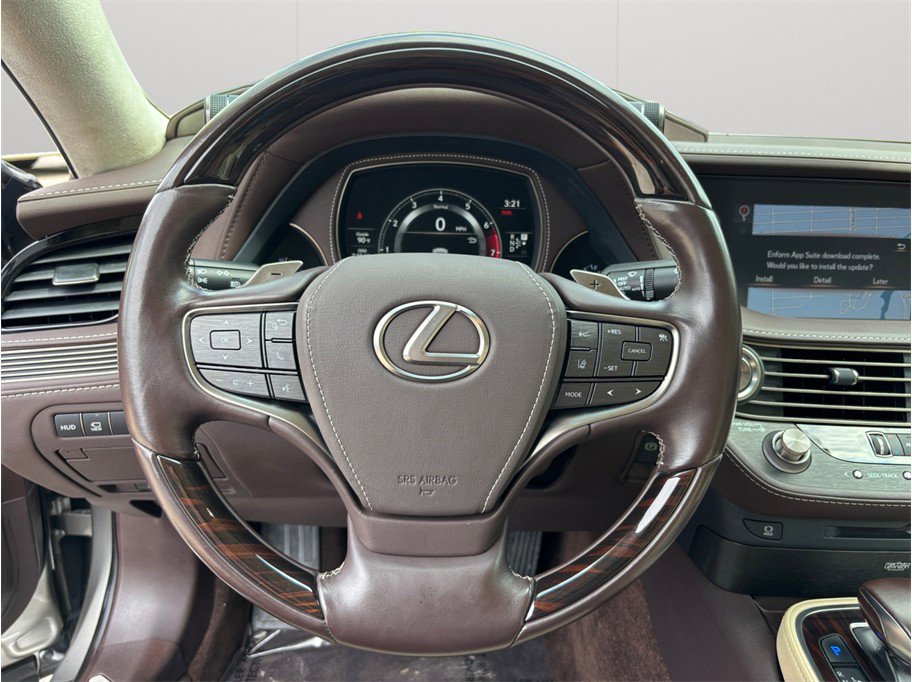 Used 2018 Lexus LS 500 w/ Luxury Package RWD image 27