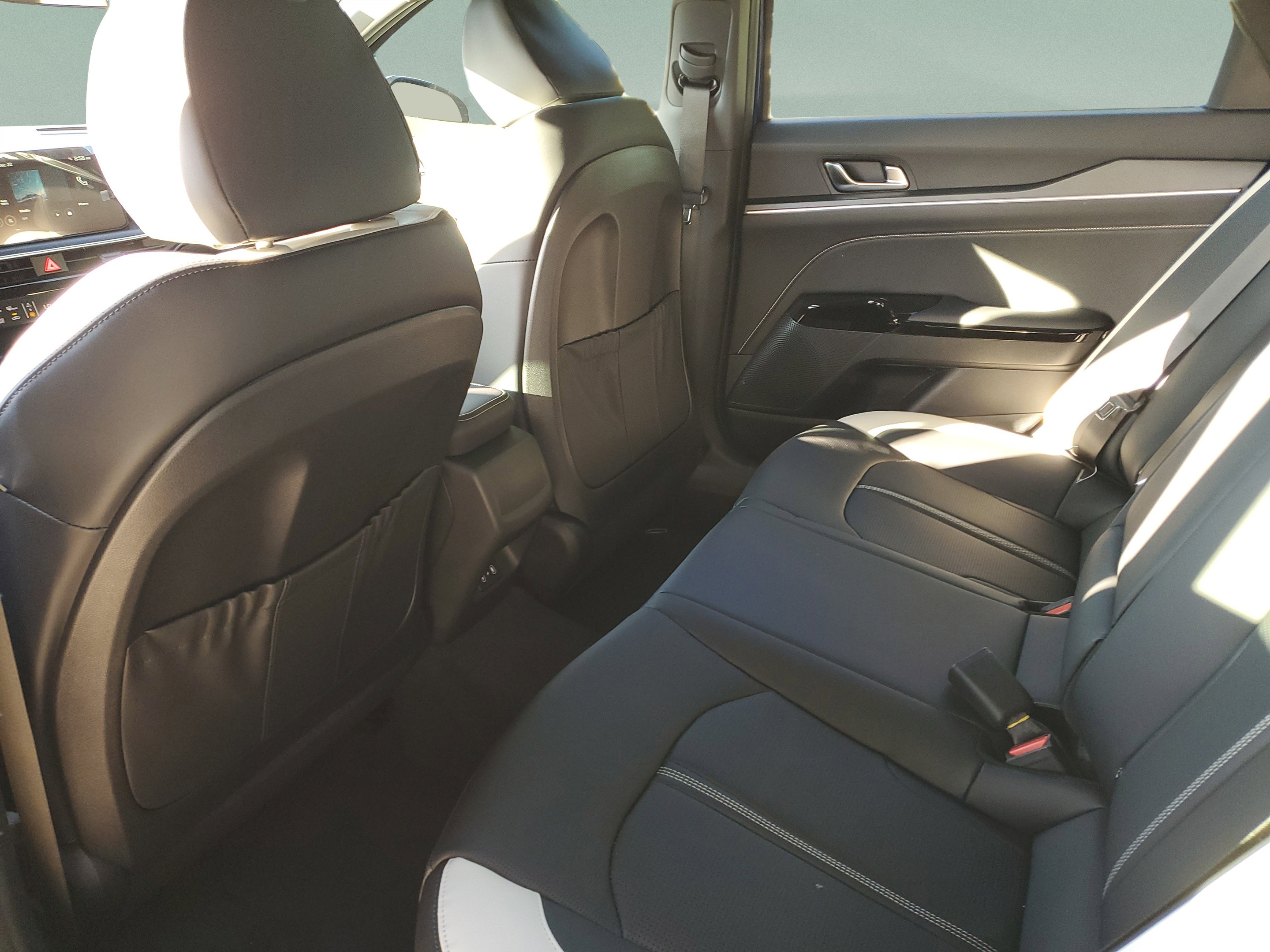 New 2026 Kia K5 GT-Line w/ GT-Line Premium Package FWD image 6