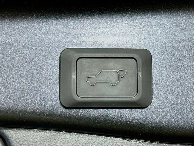 Used 2024 Toyota RAV4 SE AWD/4WD image 12
