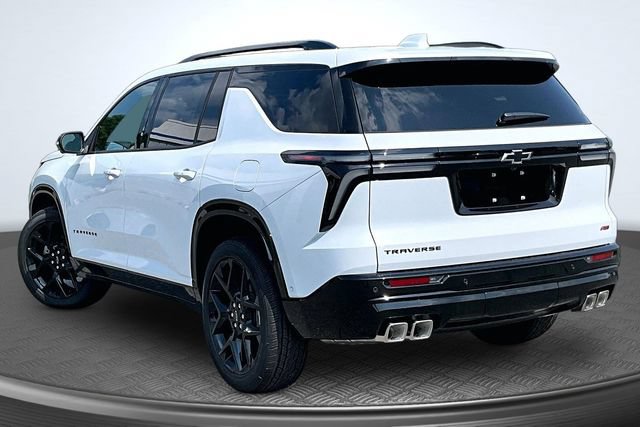 New 2026 Chevrolet Traverse RS w/ LPO, Floor Liner Package FWD image 3
