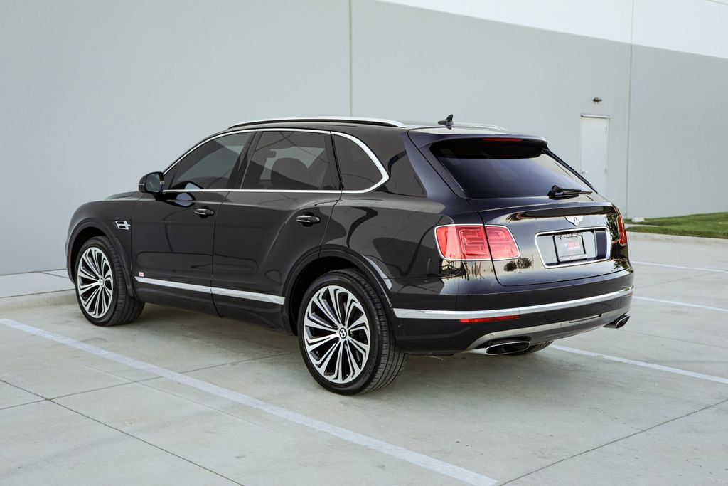 Used 2018 Bentley Bentayga image 5