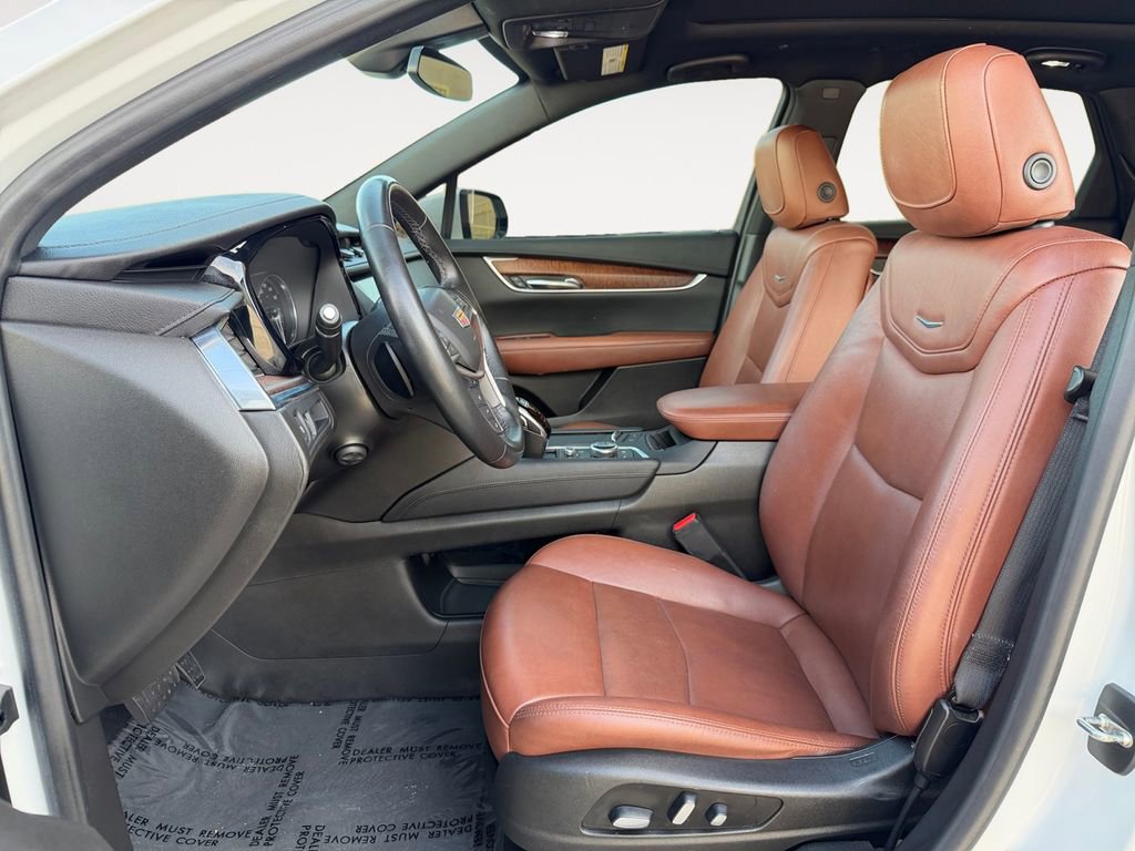 Used 2021 Cadillac XT5 Premium Luxury FWD image 14