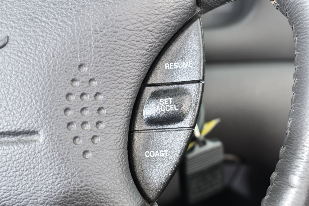 Used 2001 Ford Mustang GT RWD image 32