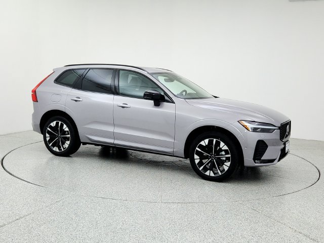 New 2026 Volvo XC60 B5 Plus w/ Climate Package AWD/4WD image 3