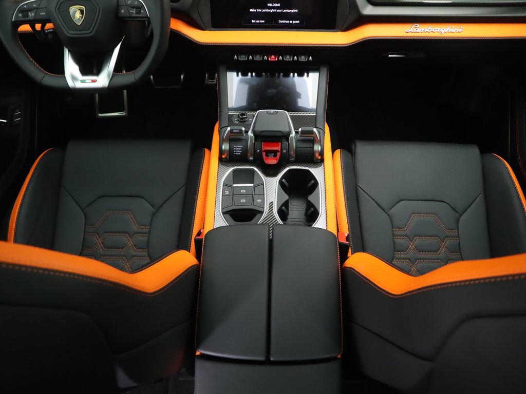 Used 2025 Lamborghini Urus SE image 17
