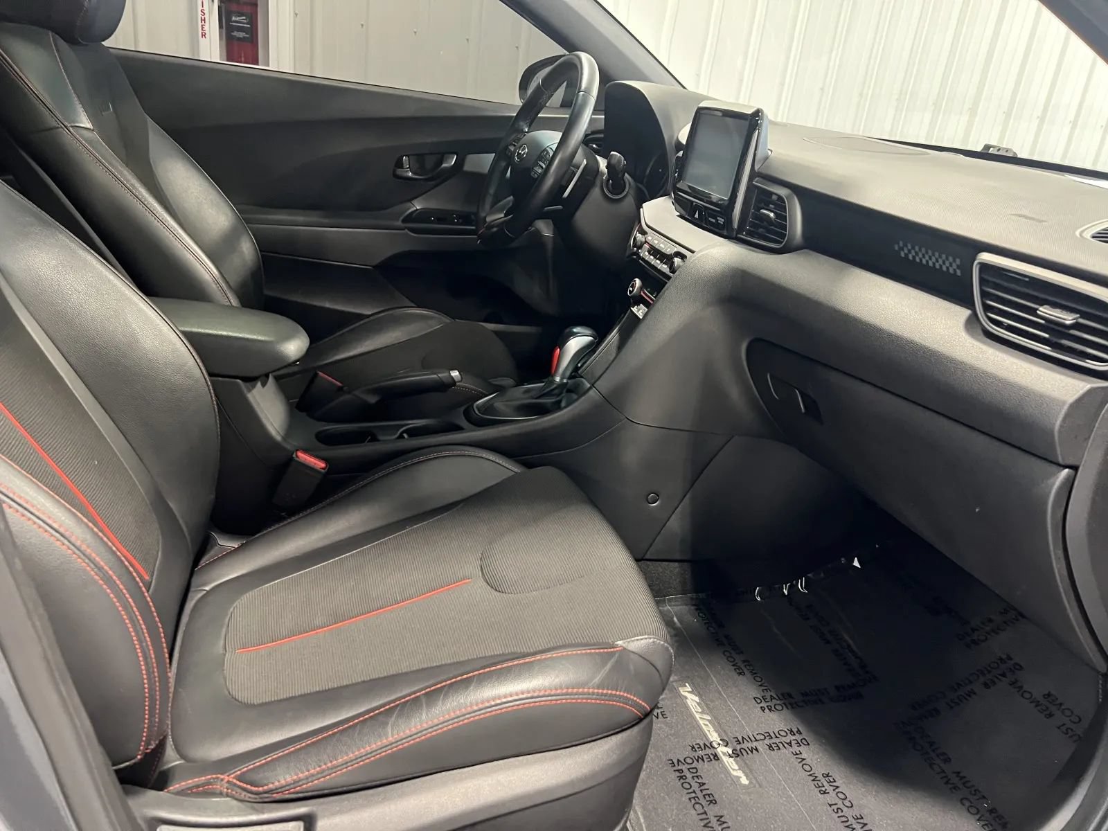 Used 2020 Hyundai Veloster 2.0 Premium FWD image 22