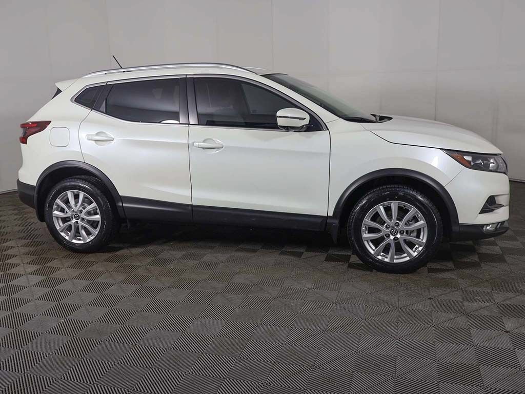 Used 2022 Nissan Rogue Sport SV w/ Technology Package AWD/4WD image 17