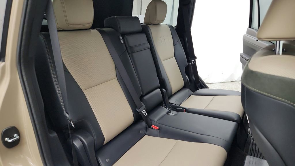 Used 2024 Lexus GX 550 AWD/4WD image 42