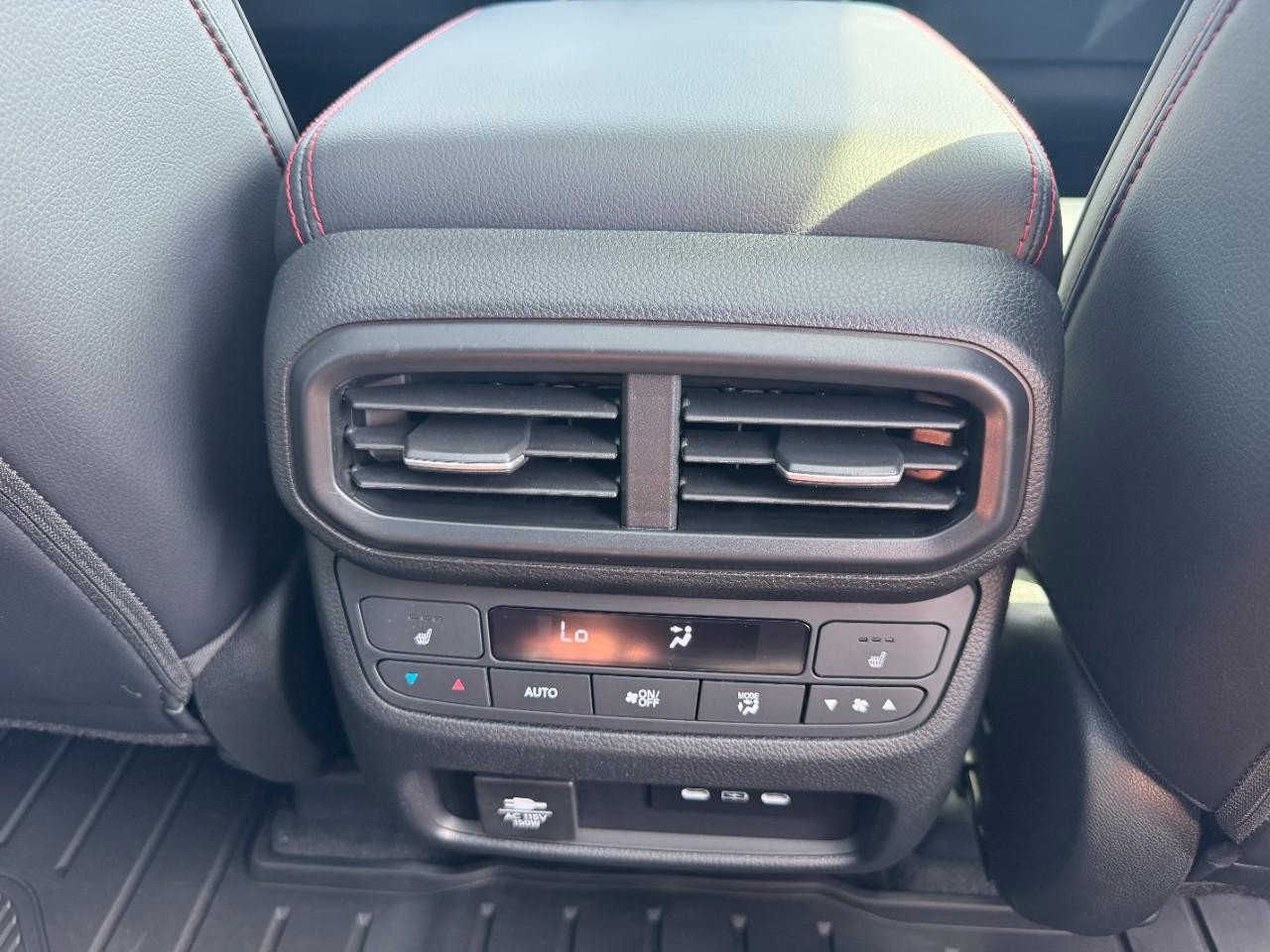Certified 2025 Honda Pilot Black Edition image 16