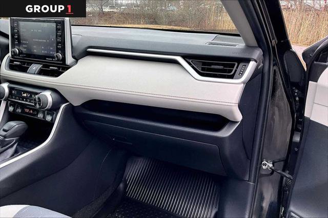 Certified 2020 Toyota RAV4 XLE w/ Convenience Package image 19