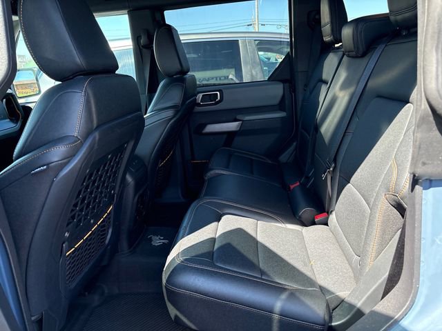 Used 2023 Ford Bronco Badlands image 10
