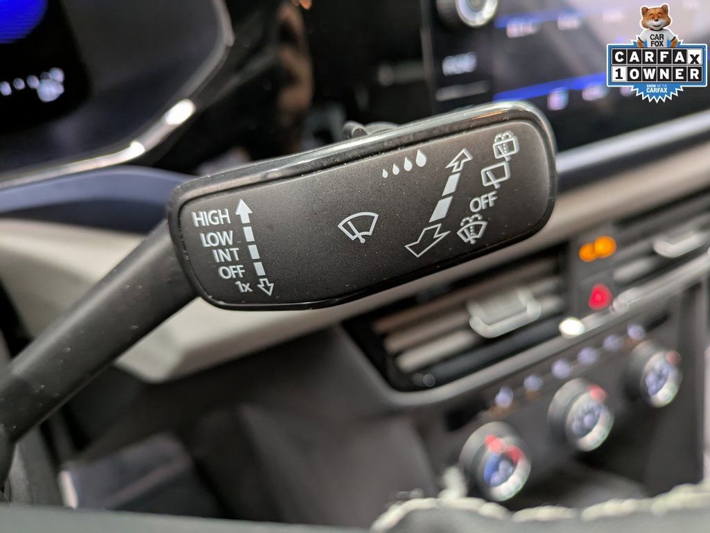 Used 2022 Volkswagen Taos SE w/ IQ.Drive SE Package image 21