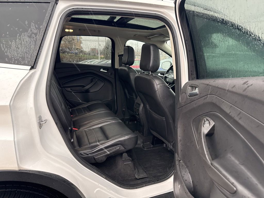 Used 2019 Ford Escape Titanium AWD/4WD image 6