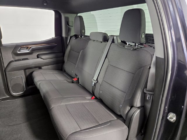 Used 2023 Chevrolet Silverado 1500 LT AWD/4WD image 16