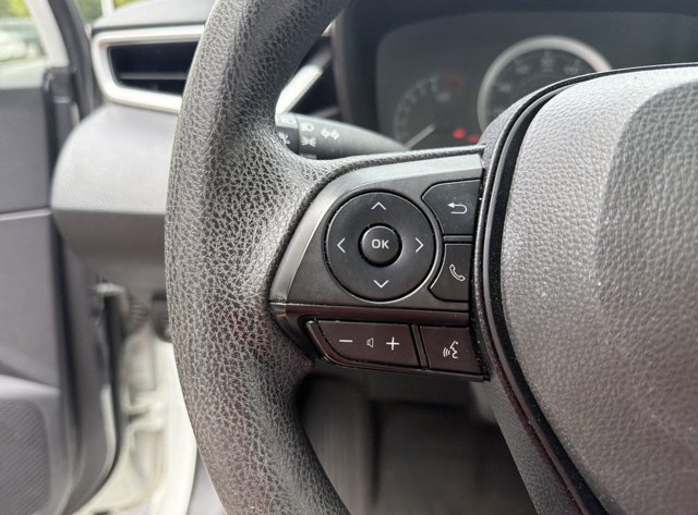 Used 2020 Toyota Corolla LE FWD image 13