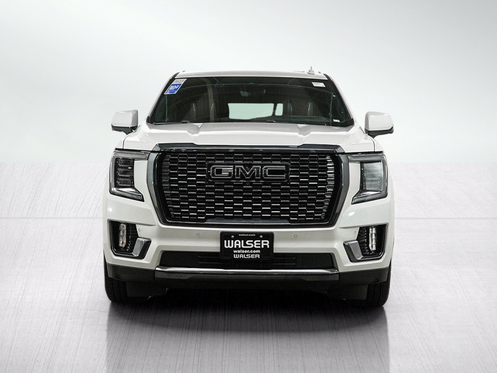 Used 2023 GMC Yukon Denali Ultimate w/ LPO, Floor Liner Package AWD/4WD image 8