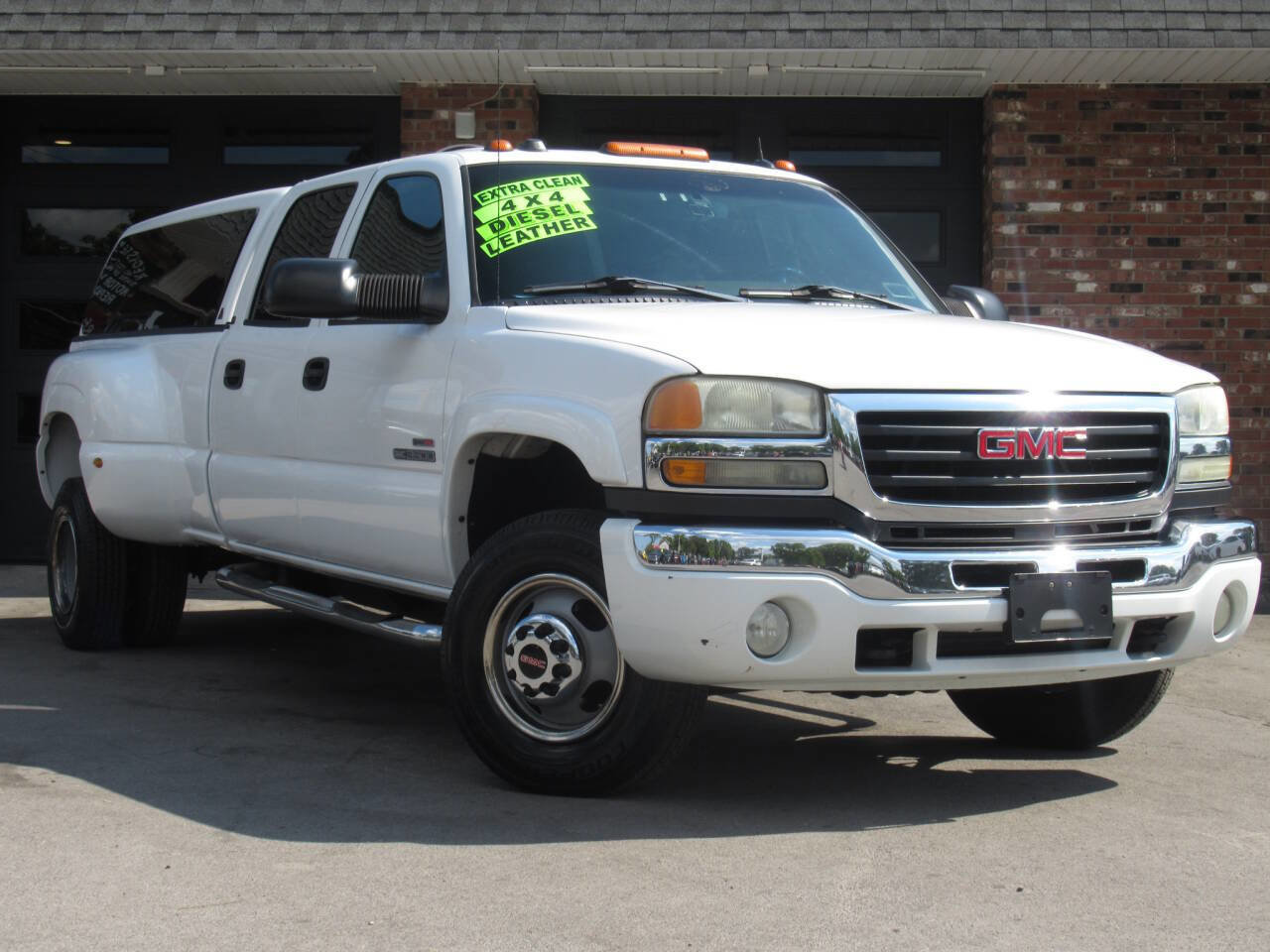 Used 2004 GMC Sierra 3500 SLT w/ Heavy-Duty Power Package
