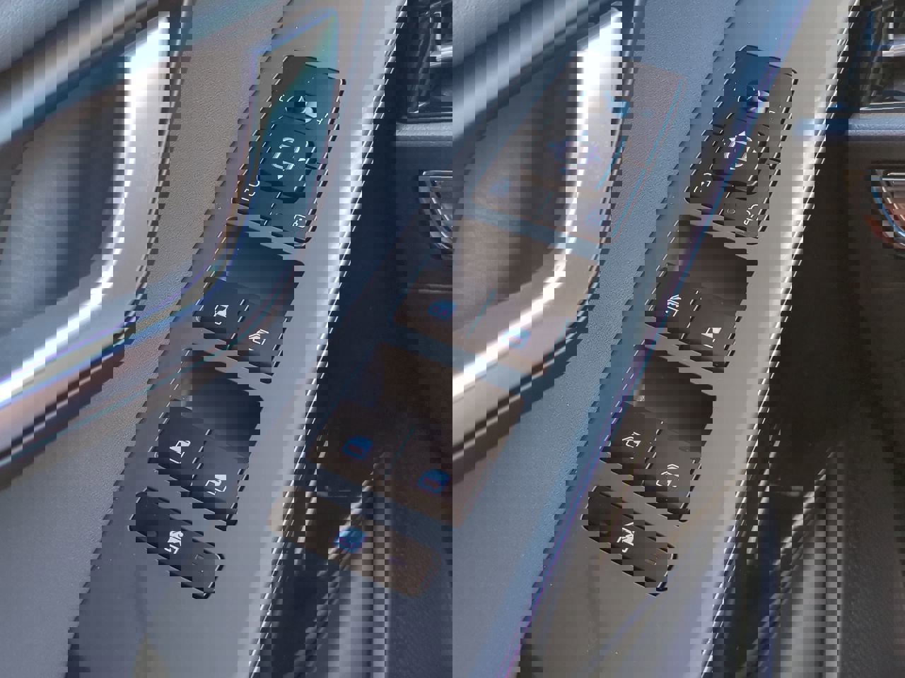 Certified 2024 Kia Niro EX image 24