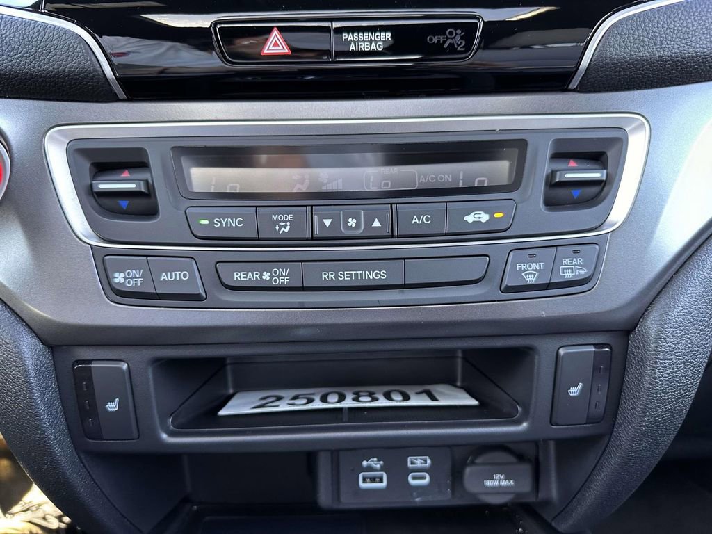 Used 2025 Honda Passport EX-L image 25