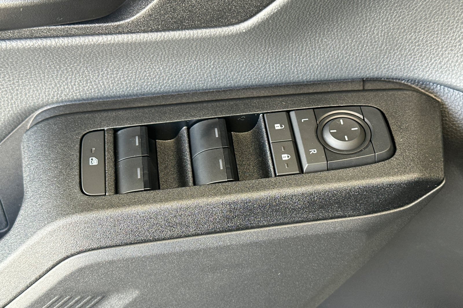 New 2026 Toyota RAV4 LE FWD image 11
