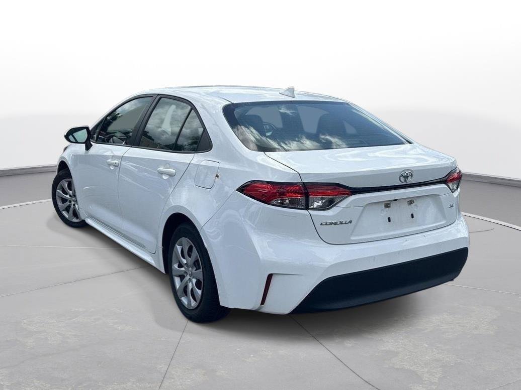 Used 2023 Toyota Corolla LE FWD image 8