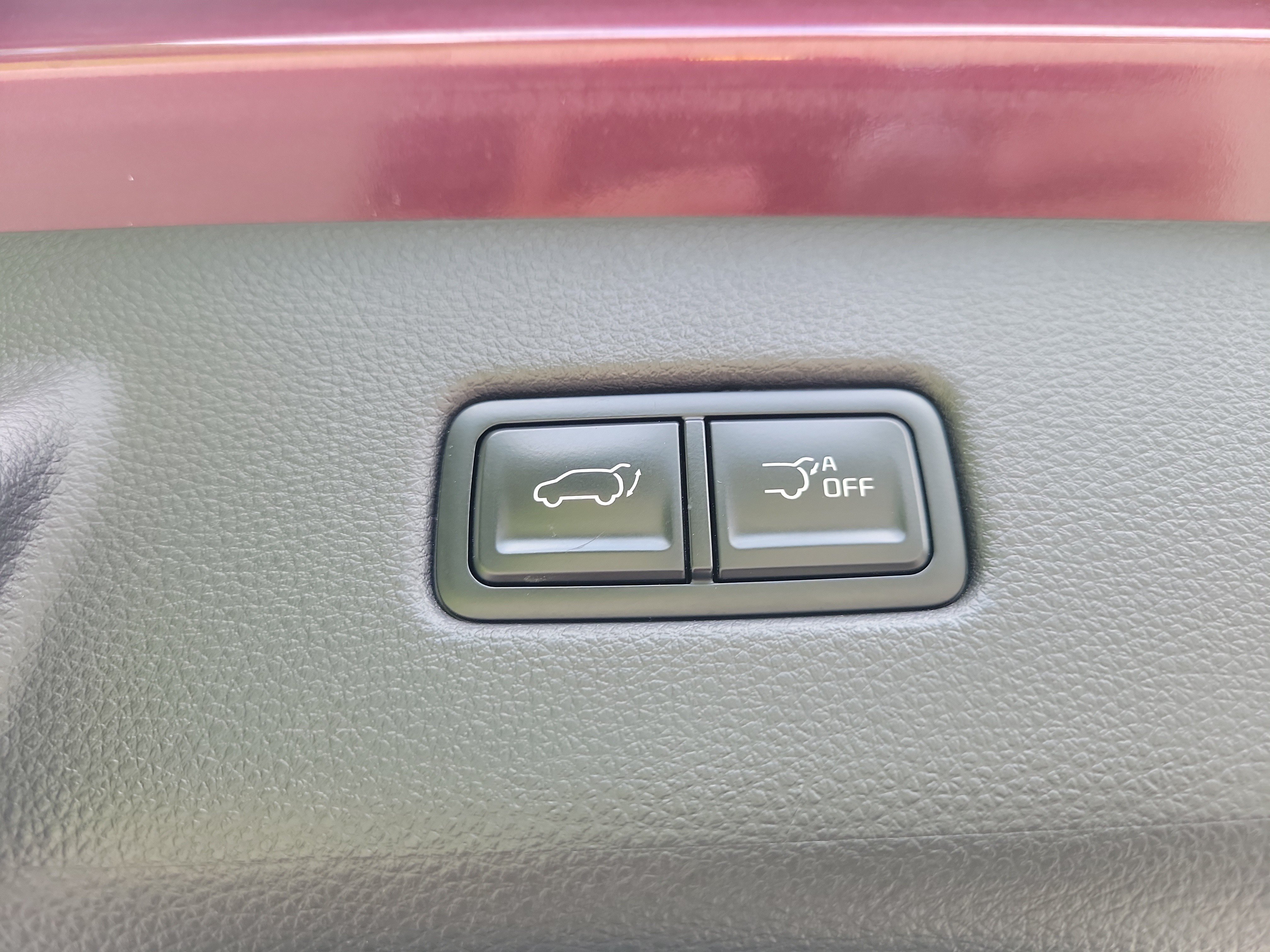 Certified 2025 Kia Carnival EX FWD image 13