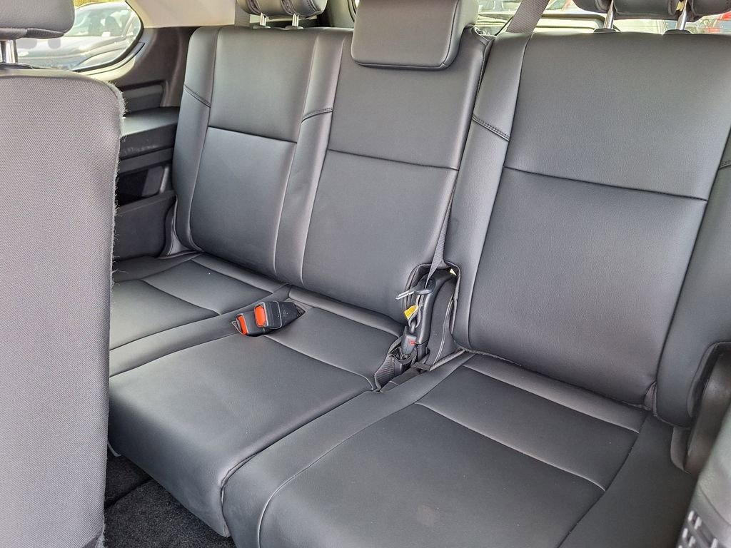 Used 2024 Toyota Sequoia Limited w/ Tow Technology Package AWD/4WD image 12