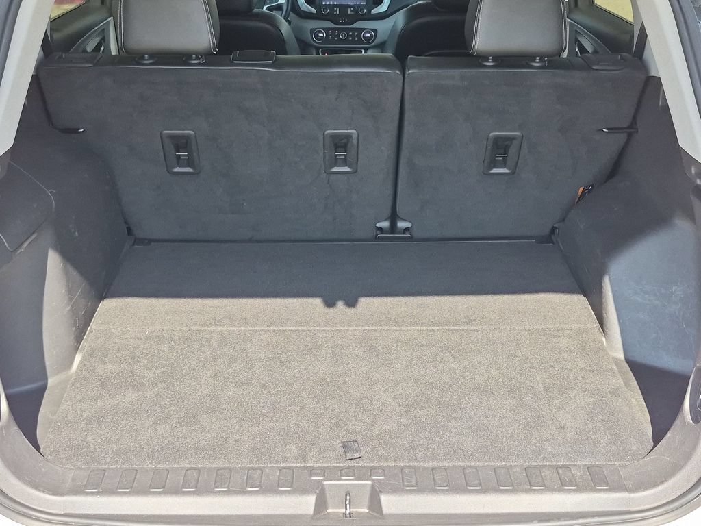 Used 2023 GMC Terrain SLT FWD image 37