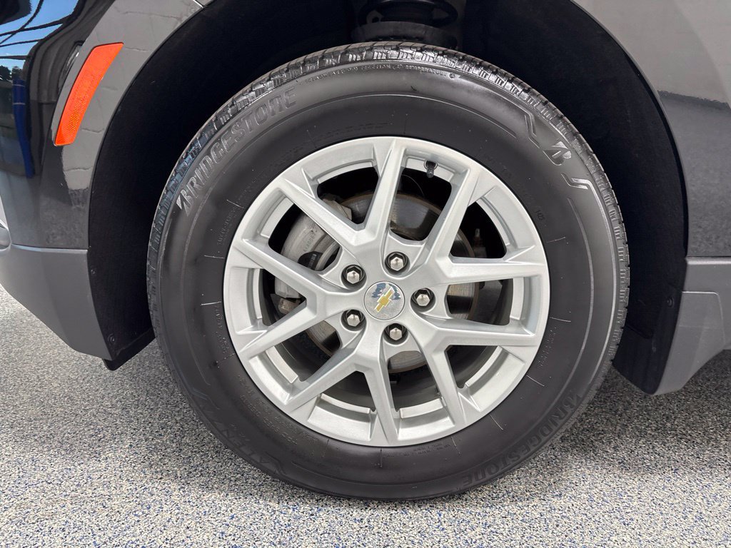 Used 2024 Chevrolet Equinox LT w/ LPO, Floor Liner Package AWD/4WD image 44