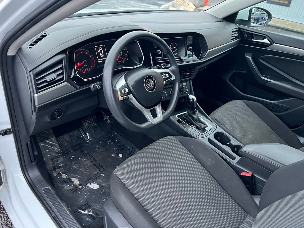 Used 2019 Volkswagen Jetta S w/ Driver Assistance Package image 10