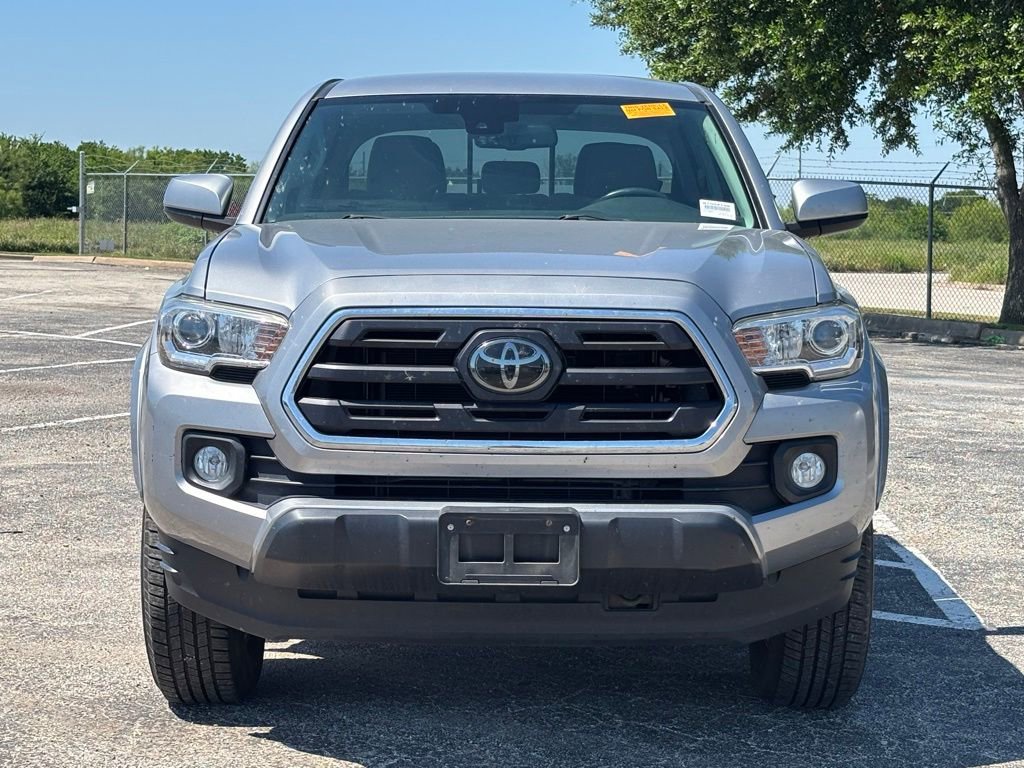 Used 2018 Toyota Tacoma SR5 RWD image 3