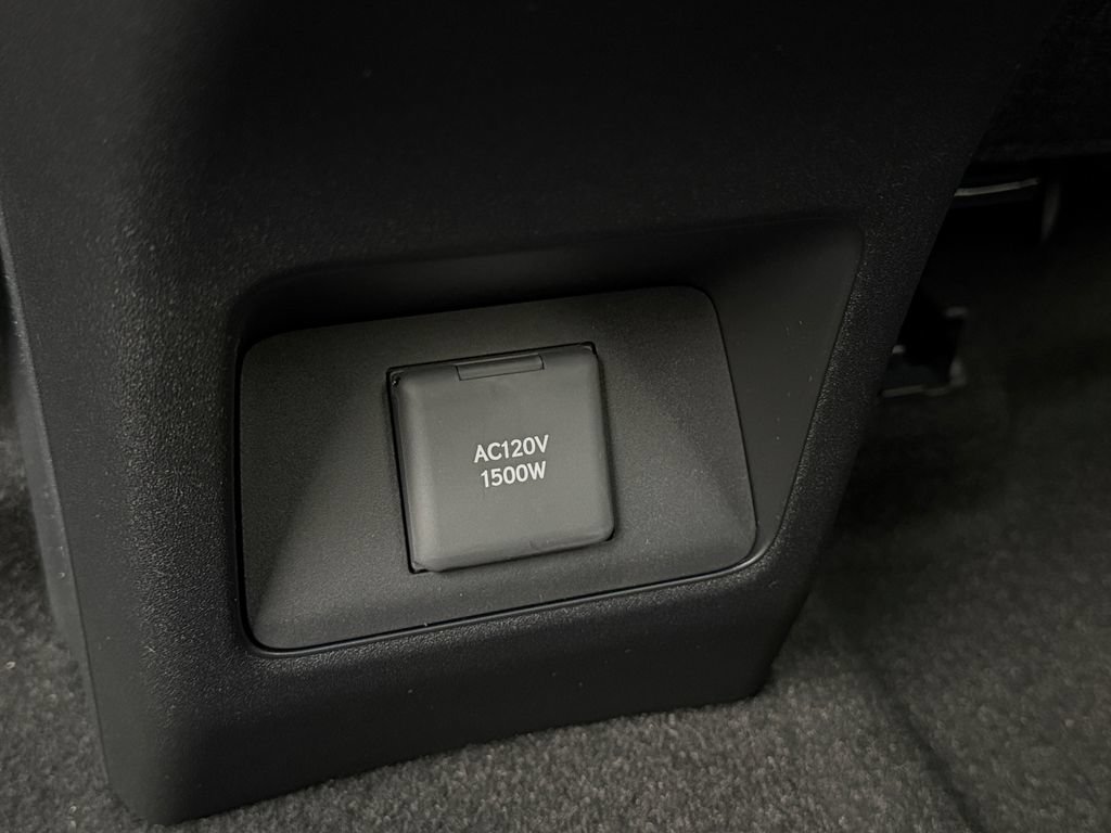 New 2026 Lexus RZ 450e AWD w/ Accessory Package (2T) image 31