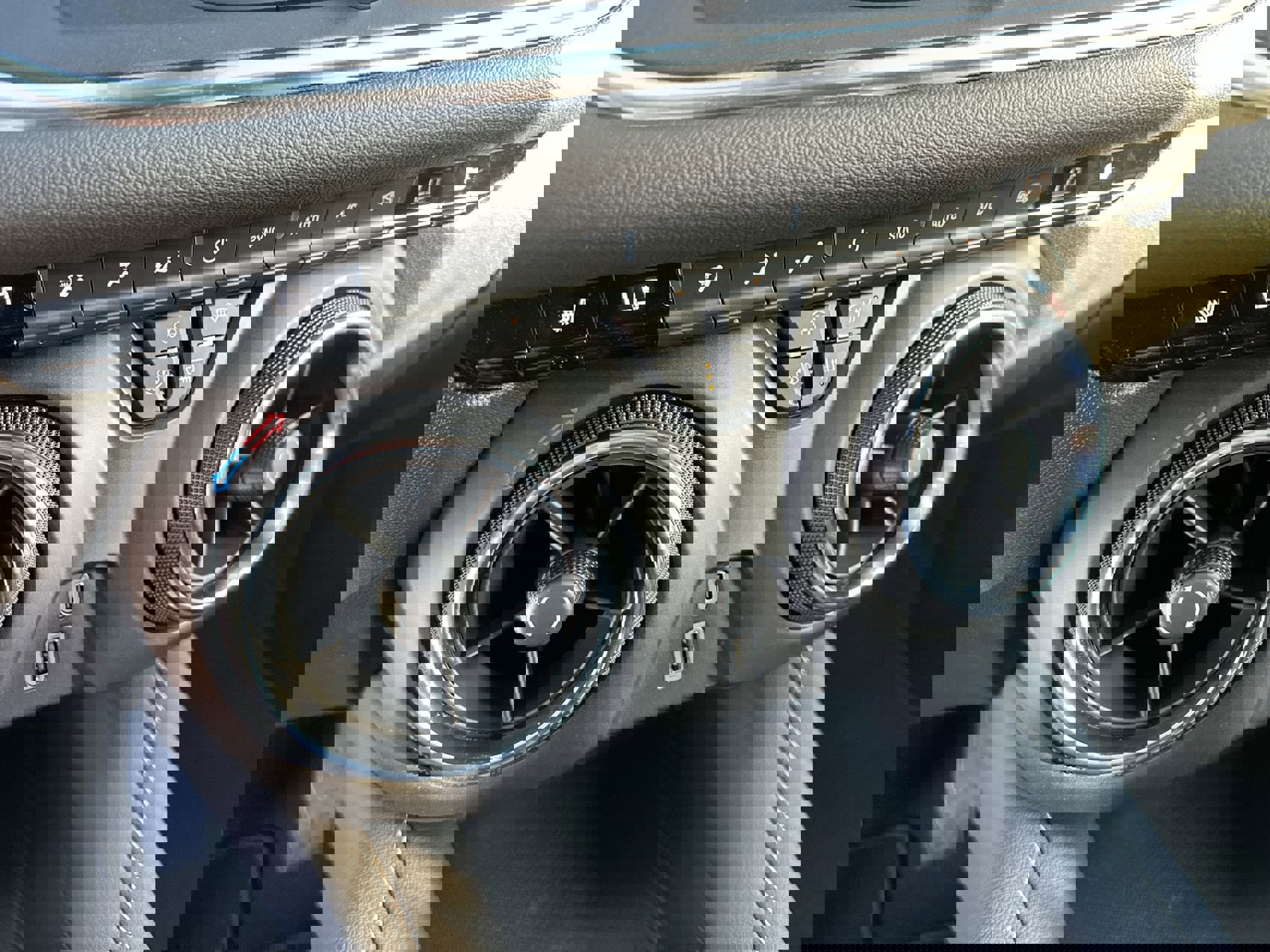 New 2025 Chevrolet Blazer LT w/ Driver Confidence Package image 18