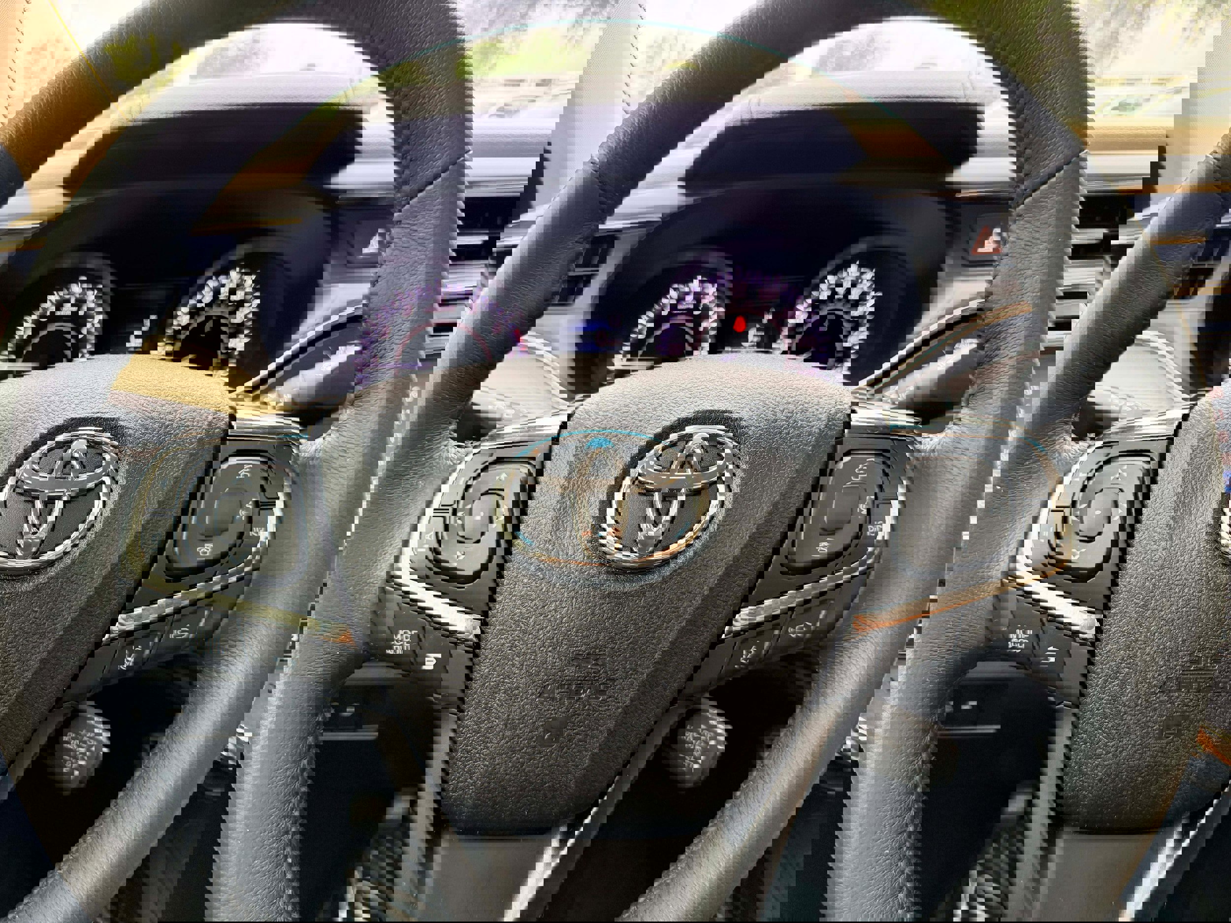 Used 2018 Toyota Avalon XLE Premium FWD image 18