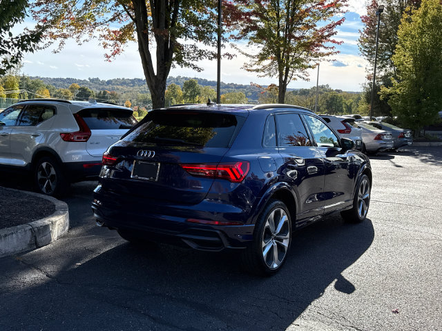 Used 2021 Audi Q3 2.0T Premium Plus w/ Premium Plus Package AWD/4WD image 4