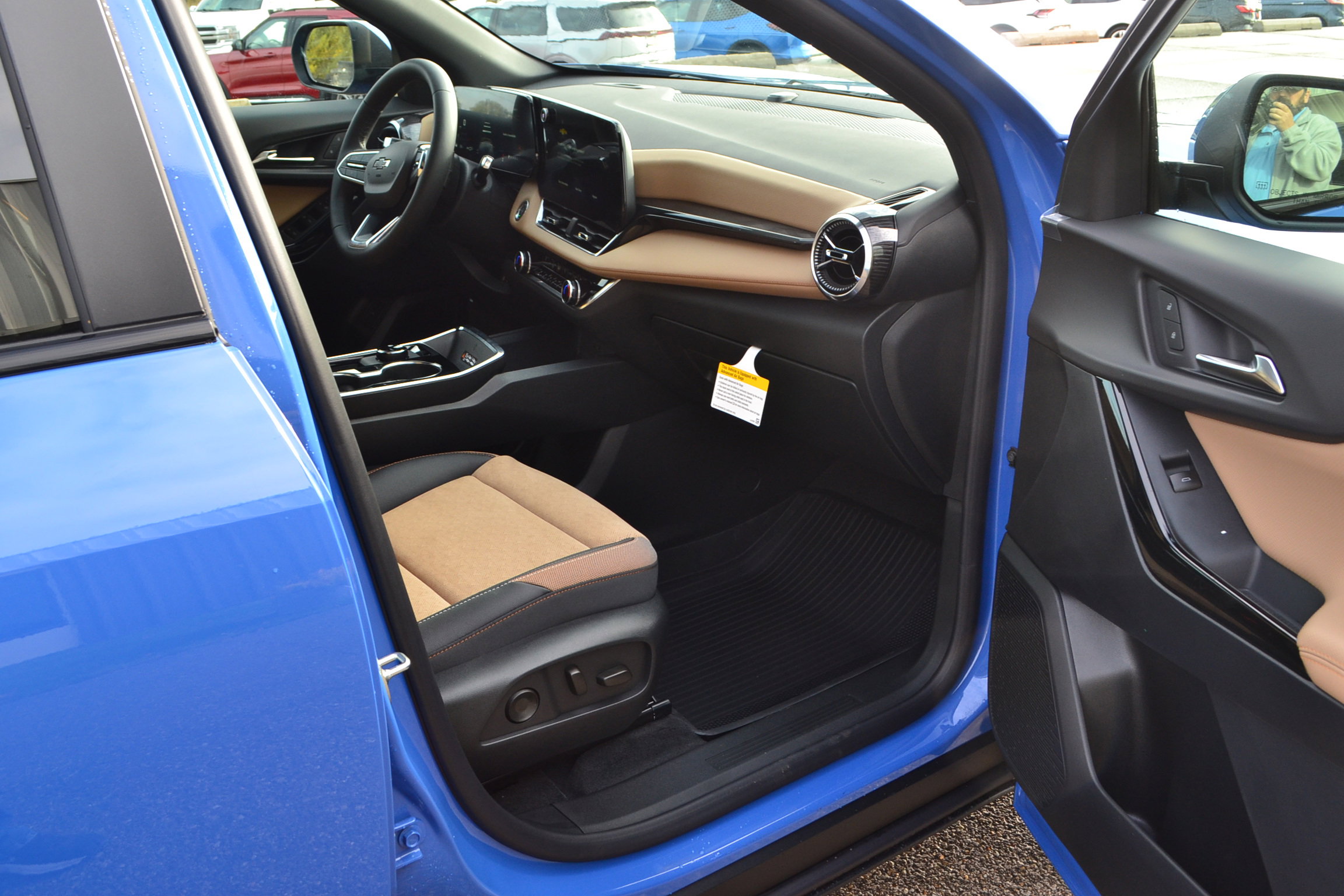 New 2026 Chevrolet Equinox ACTIV image 12