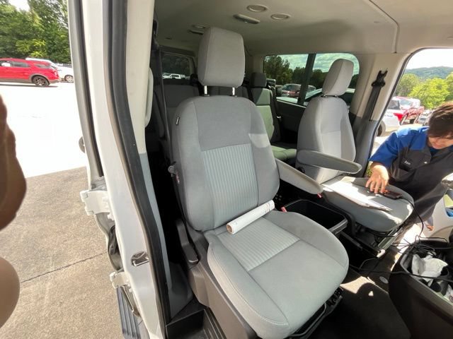 Used 2015 Ford Transit 150 XLT RWD image 16