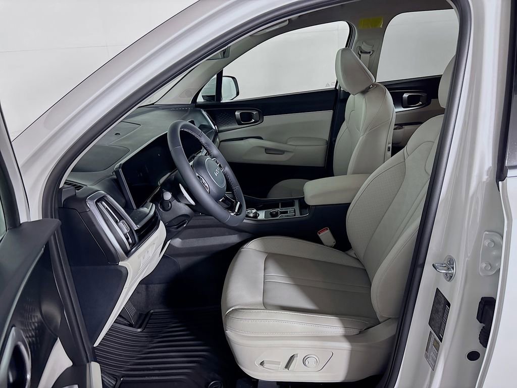 New 2025 Kia Sorento EX image 12