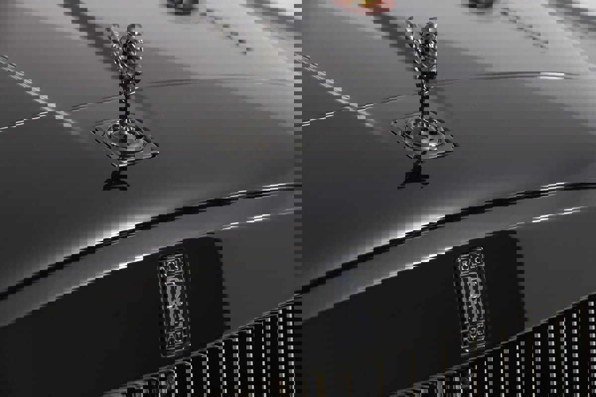 Used 2024 Rolls-Royce Cullinan Black Badge image 25