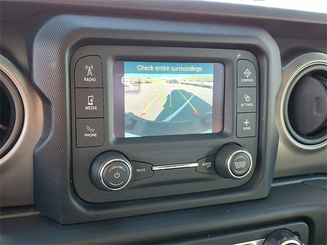 Used 2021 Jeep Gladiator Sport image 18