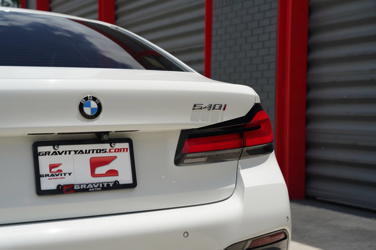 Used 2021 BMW 540i w/ M Sport Package RWD image 10