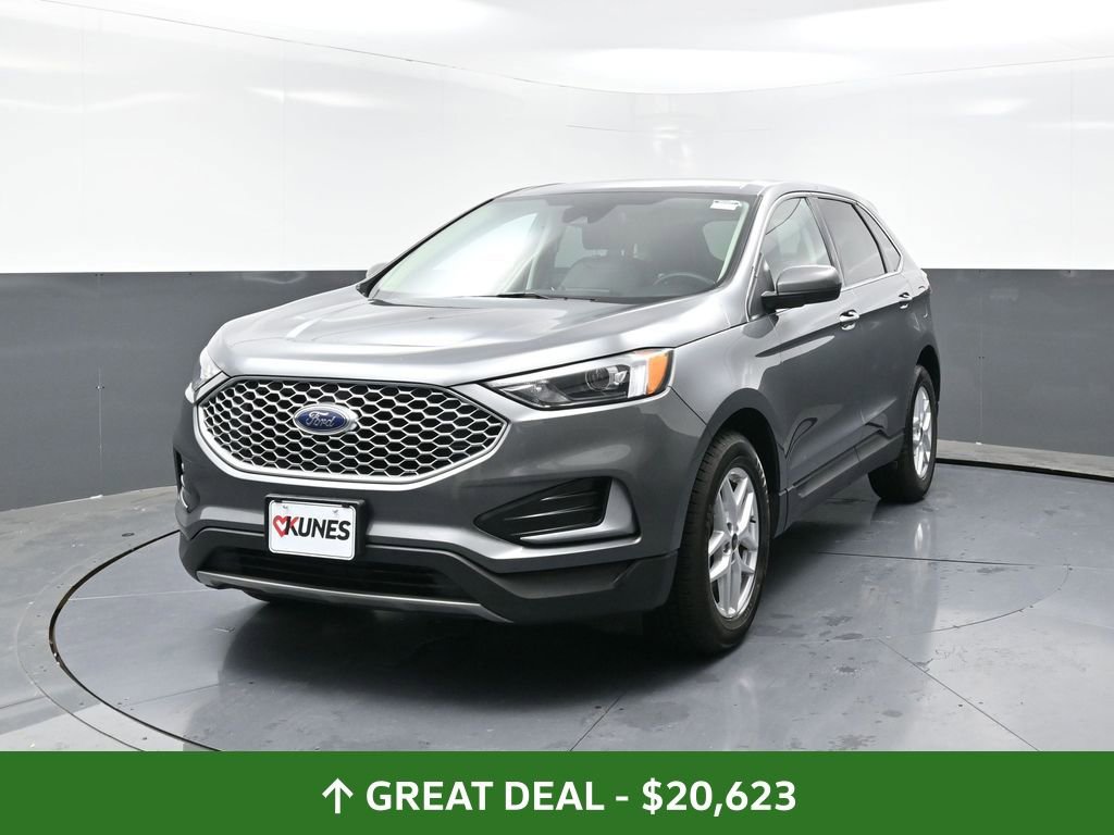 Used 2024 Ford Edge SEL image 8
