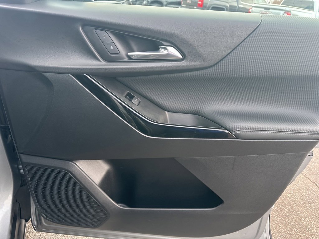 Used 2025 Chevrolet Equinox LT w/ Convenience Package II image 29